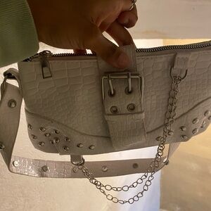SHEIN White Shoulder Bag with Chain Accent and Studded Details